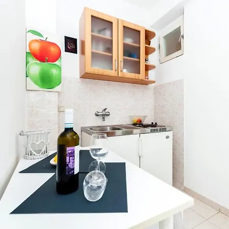 Vania Apartment *